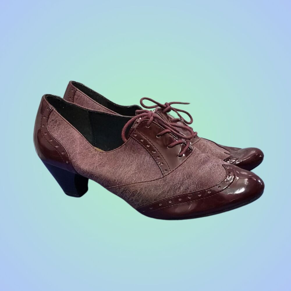 Soft Step Oxford Oxblood Heels Size 11
